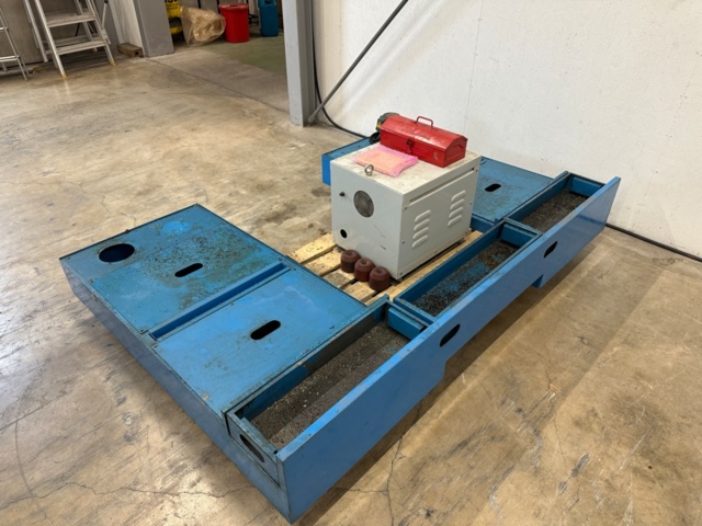 1324802-19 Fleroperationsmaskin Dugard Eagle 760