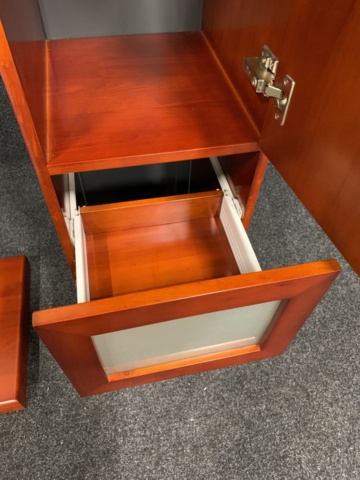 1326179-7 Rotating wardrobe light Cherry