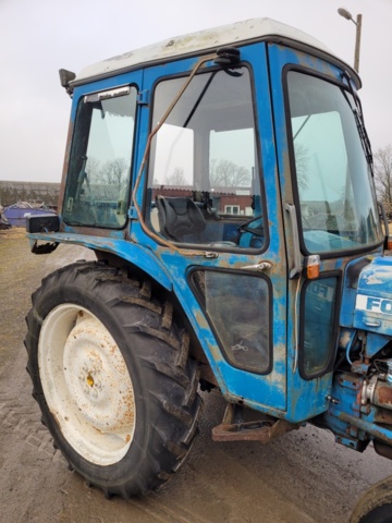 1326149-2 Tractor Ford 4100 -1979