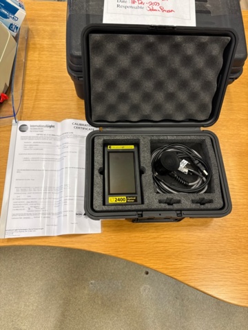 1324594-1 International Light ILT2400, optical meter
