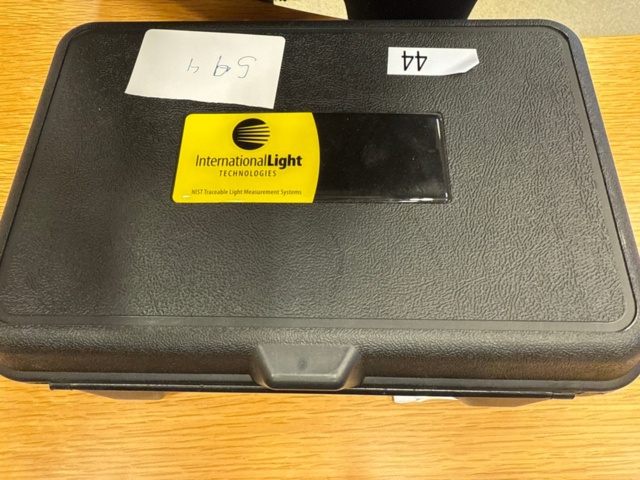 1324594-7 International Light ILT2400, optical meter