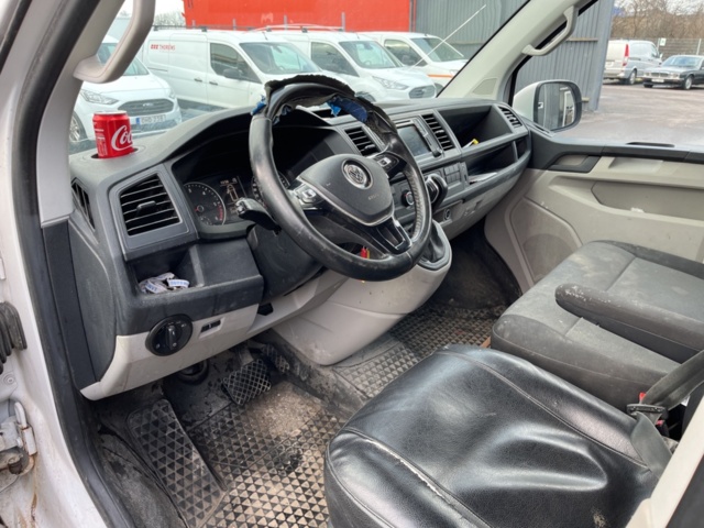 1277121-23 Volkswagen Transporter T30 med verkstadsinredning, sekventiell, 140hk -2016