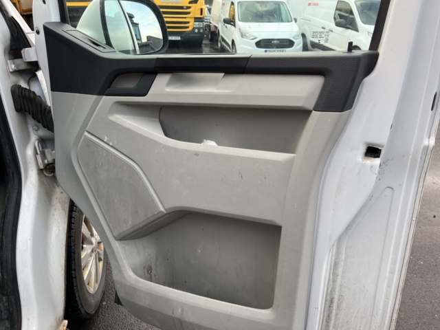 1277121-33 Volkswagen Transporter T30 med verkstadsinredning, sekventiell, 140hk -2016