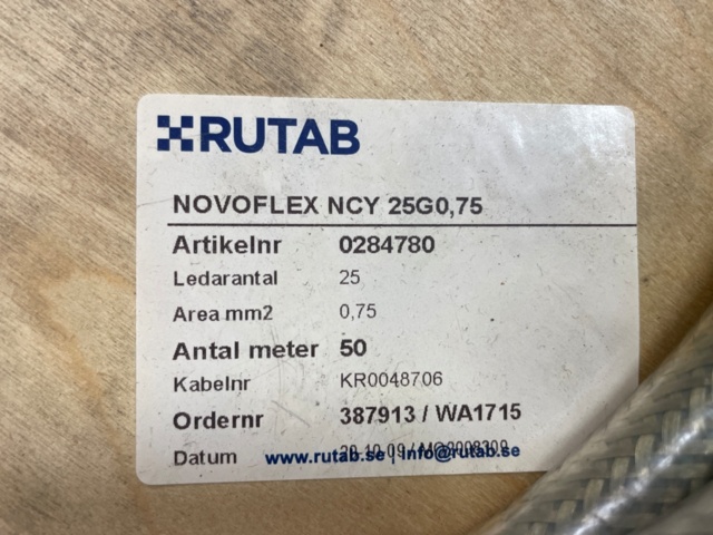 1316380-7 Cable drums 20's with mixed cable