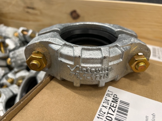 1327631-9 Lot of parts for sprinkler systems, Victaulic