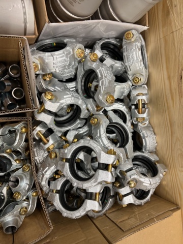 1327631-19 Lot of parts for sprinkler systems, Victaulic