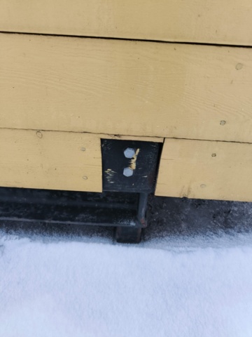 1289304-12 Manskapsbod