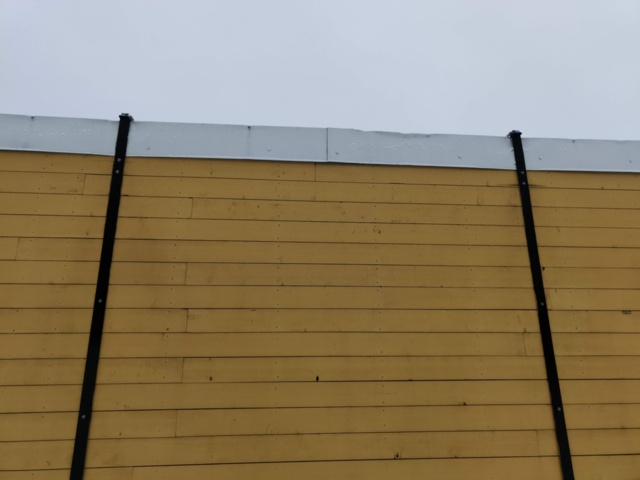 1289304-17 Manskapsbod