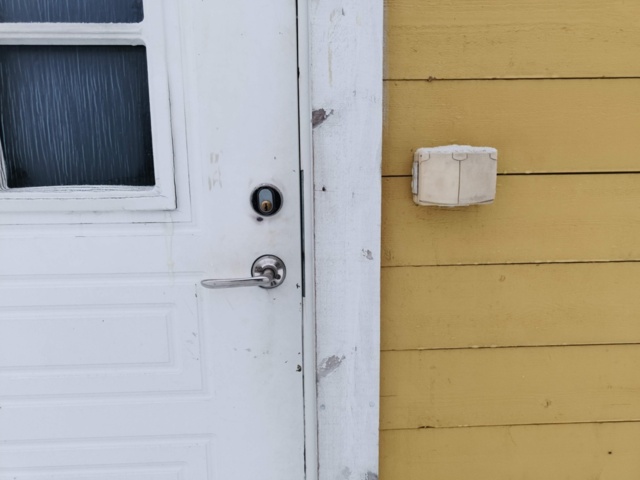 1289304-22 Manskapsbod