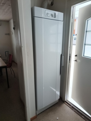 1289304-42 Manskapsbod