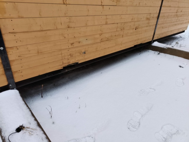 1289331-10 Manskapsbod