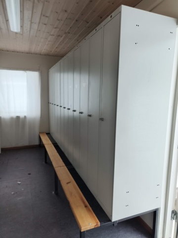 1289331-21 Manskapsbod