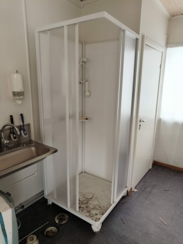 1289331-24 Manskapsbod