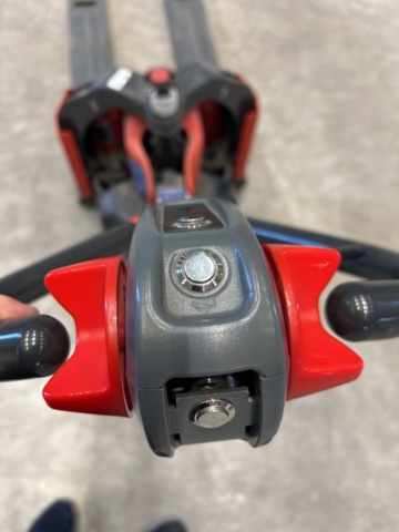 1286497-10 Elektrisk låglyftare - Linde MT12 -19