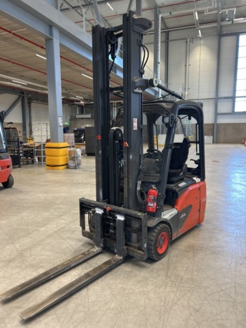 1286498-1 Motviktstruck - Linde E16-02 EVO -2021