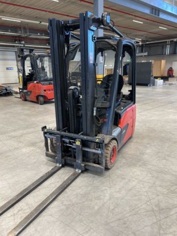 1286499-1 Motviktstruck - Linde E16-02 EVO 2024