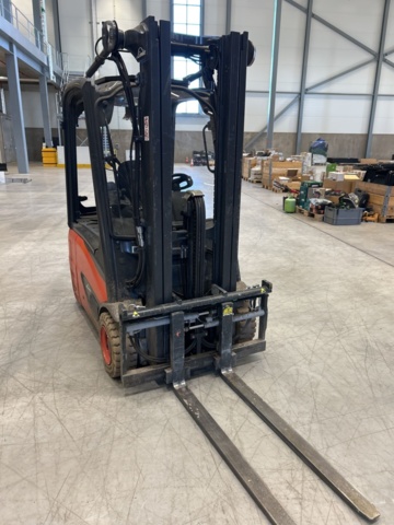 1286499-7 Motviktstruck - Linde E16-02 EVO 2024