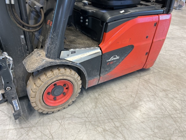 1286499-28 Motviktstruck - Linde E16-02 EVO 2024