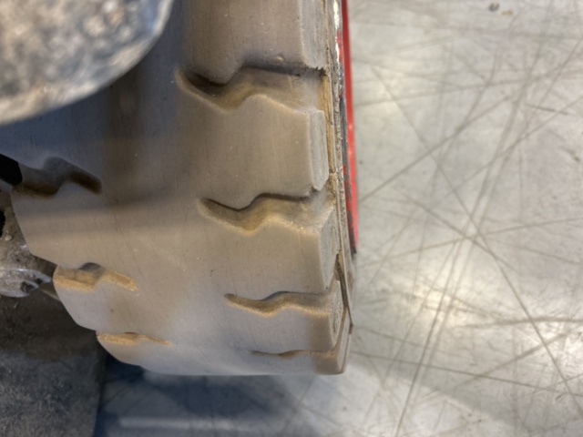 1286499-23 Motviktstruck - Linde E16-02 EVO 2024