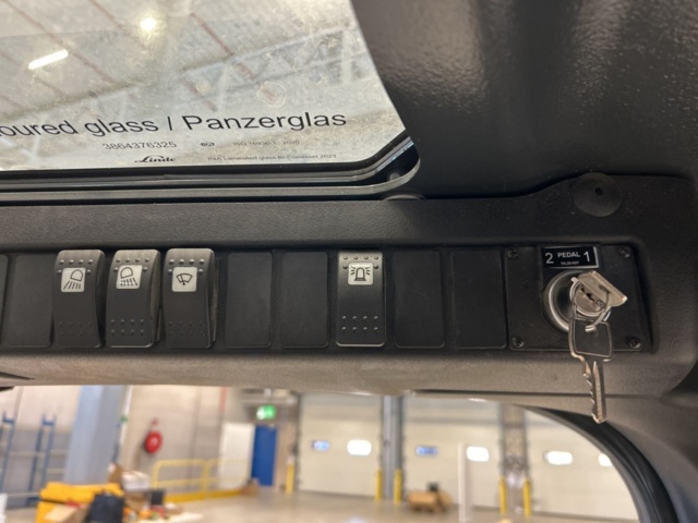 1286499-18 Motviktstruck - Linde E16-02 EVO 2024