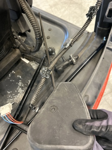 1286499-21 Motviktstruck - Linde E16-02 EVO 2024