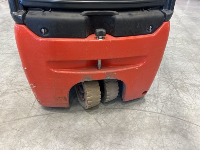 1286499-29 Motviktstruck - Linde E16-02 EVO 2024