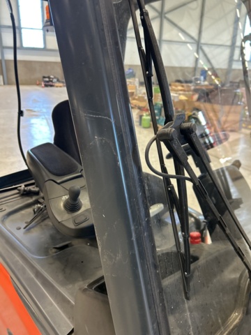 1286499-32 Motviktstruck - Linde E16-02 EVO 2024