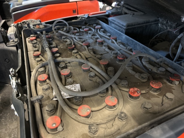 1286499-40 Motviktstruck - Linde E16-02 EVO 2024