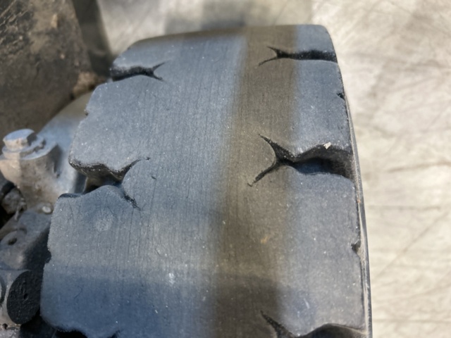 1286502-28 Motviktstruck - Linde E16PH-02 EVO -2022