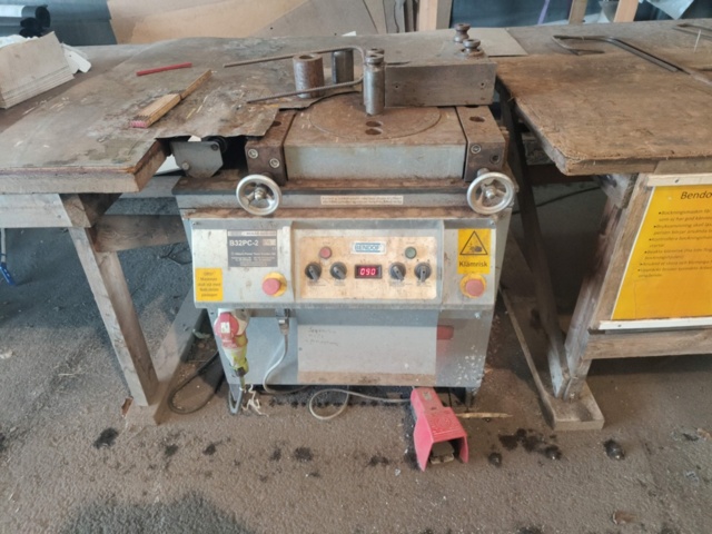 1289354-3 Bockningsmaskin Bendof B32PC-2