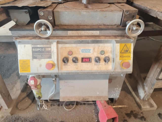 1289354-4 Bockningsmaskin Bendof B32PC-2