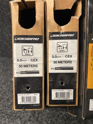 1328356-3 Sortiment med bromswire, Jagwire