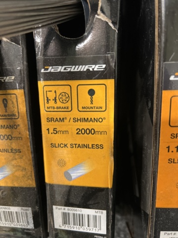 1328356-8 Sortiment med bromswire, Jagwire