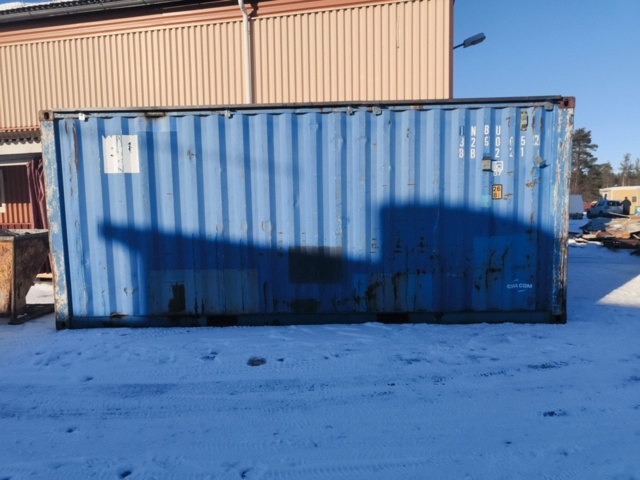 1289372-2 Container 20-Fot med innehåll