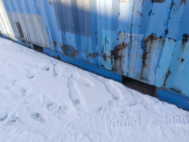 1289372-6 Container 20-Fot med innehåll