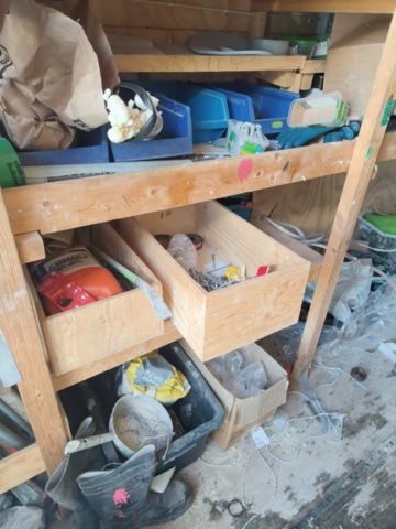 1289372-15 Container 20-Fot med innehåll