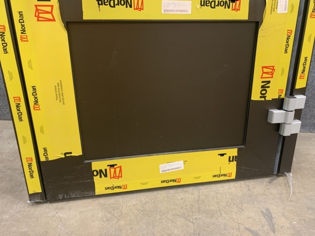 1328620-12 Aluminum door NorDan Sapa 2086, 9x21