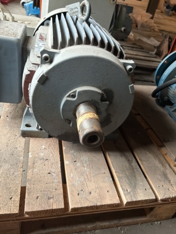 1136808-7 Electric motor AEG 30kW