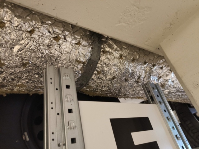 1289425-10 Sju sektioner däckställ