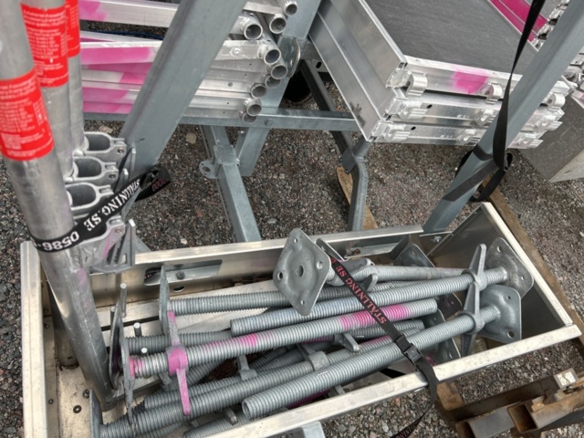 1286482-6 Ställningstrailer med Altrad villapaket 3 - Tysse 1300kg -2023