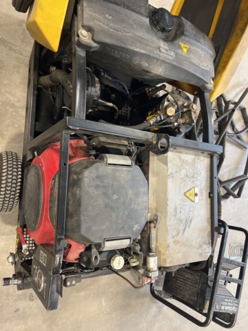 1325387-8 Kompressor för fiberblåsning - Kaeser Mobilair M17A (Reparationsobjekt)