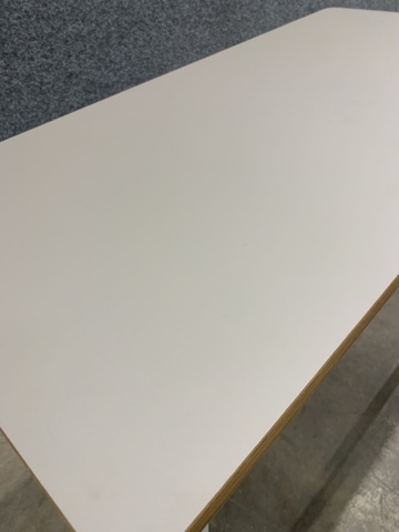 1325154-5 5 pcs Desk Novus