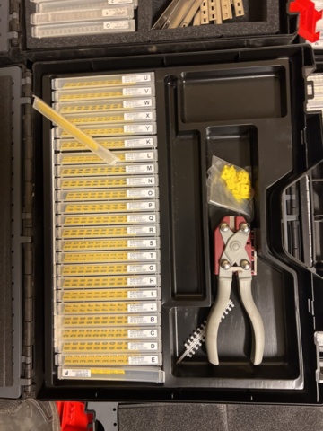 1325407-4 Samling med kabelmarkeringsverktyg - Fleximark