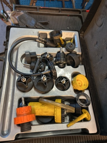 1289958-2 Pressure tester set in bag - Zeca