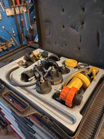 1289958-1 Pressure tester set in bag - Zeca