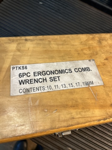 1289961-3 Ergonomic wrench set in box