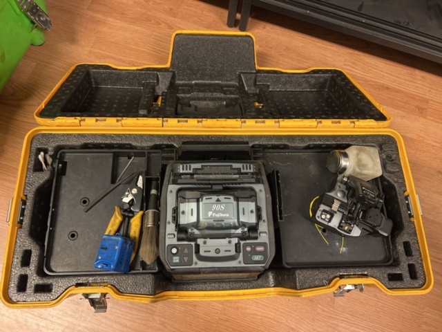 1325429-1 Fibersvets med fiberkap - Fujikura 90S / Fujikura CT50