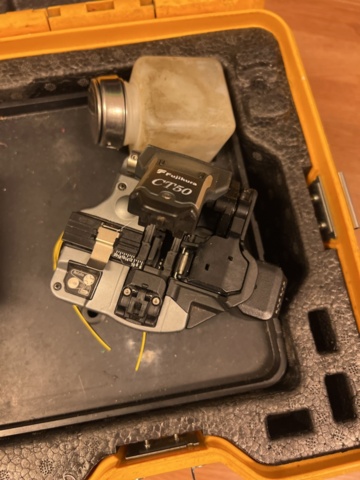 1325429-6 Fibersvets med fiberkap - Fujikura 90S / Fujikura CT50