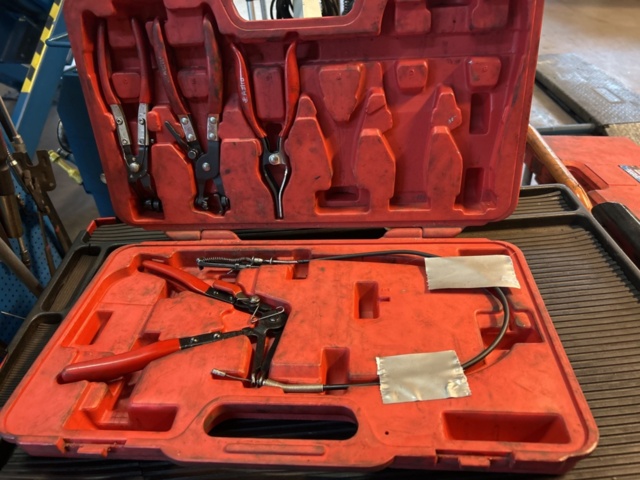 1289970-1 Tool kit - Astro
