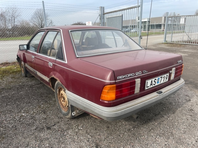 1294156-6 Opel Rekord 2.0 E Manual, 110hp, 1983 (Renovation project)